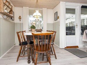 House | Dining - 4 Person Holiday Home in Glesborg (Glesborg)
