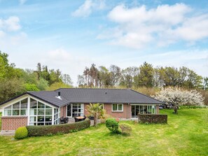 Exterior - Cozy Beach House Retreat - By Traum Ferienwohnungen (Grenaa)