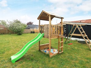Children's area - 4 Star Holiday Home in Albaek (Aalbaek)