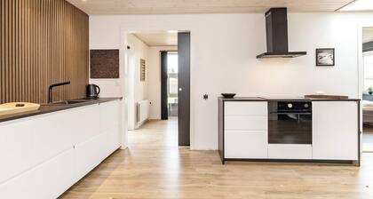 8 Person Holiday Home in Albaek-by Traum