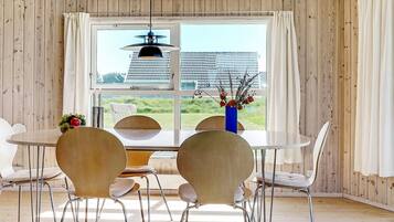 House | Dining
