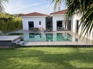 Piscine extérieure