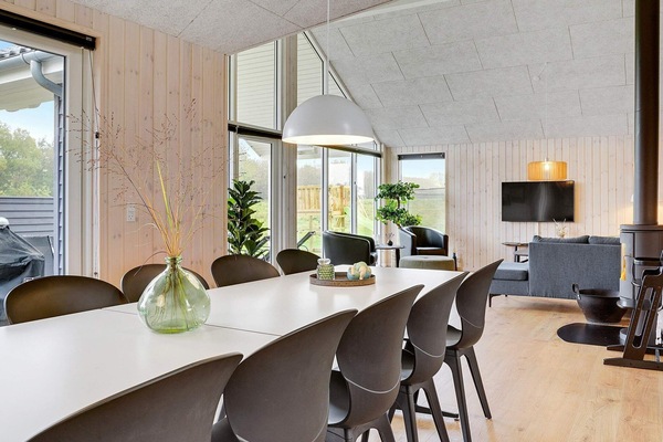 House | Dining