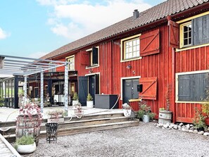 House | Exterior - 4 Person Holiday Home in Vittbolandet (Vikbolandet)
