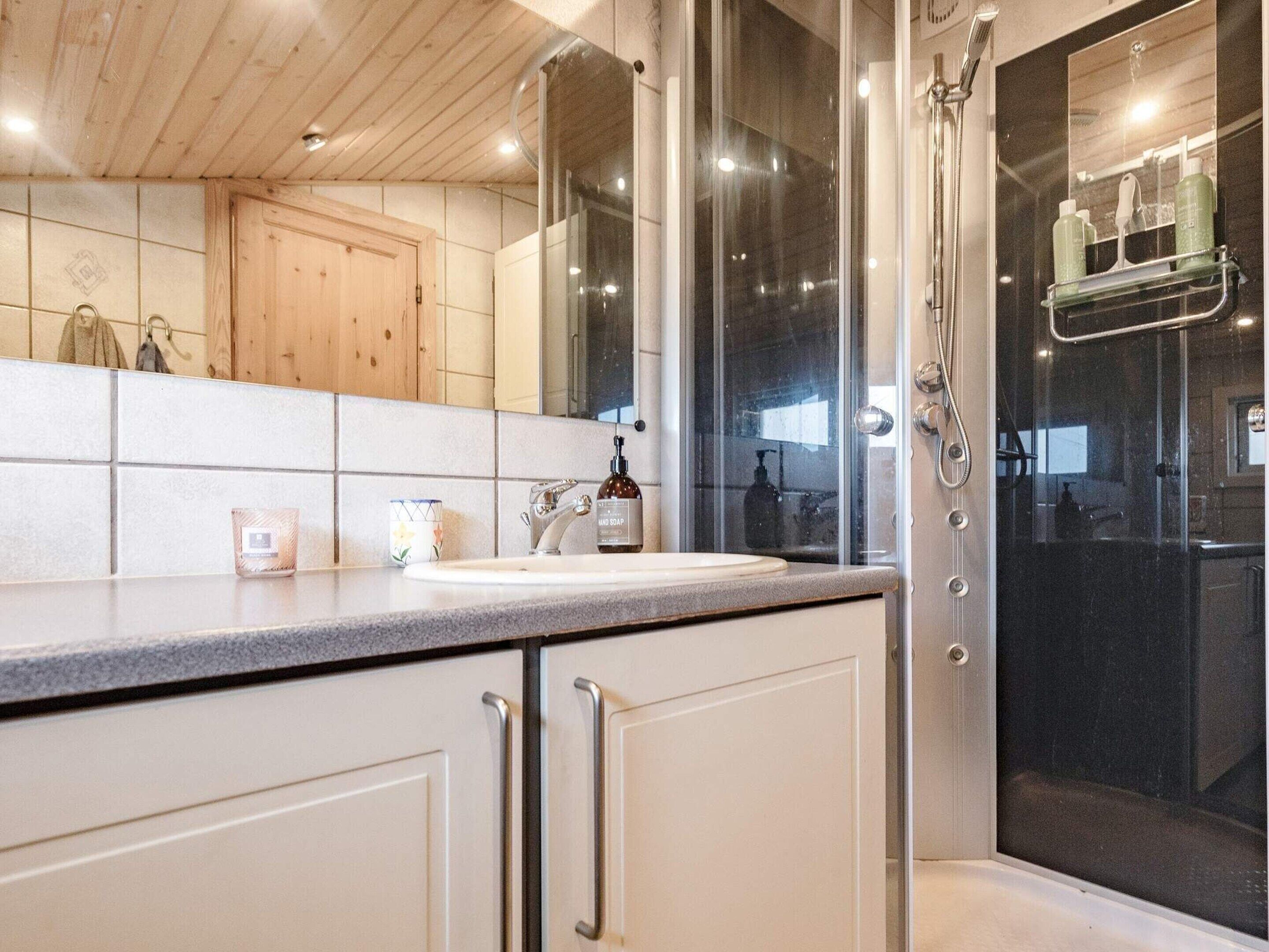 House | Bathroom