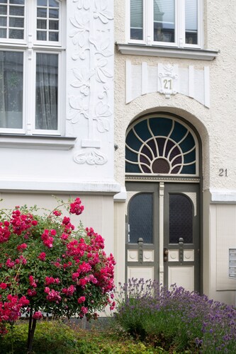 Neu renoviert: 2-Raum Ferienwohnung in Villenviertel - Bahnhofsnähe