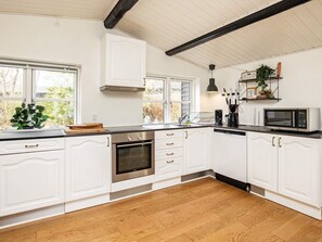 House | Private kitchen - 8 Person Holiday Home in Vig-by Traum (Vig)