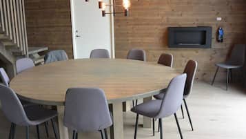 House | Dining