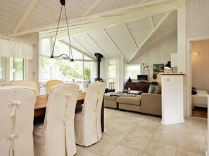 House | Dining