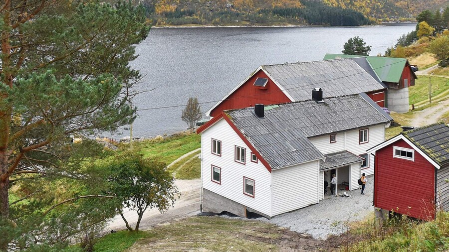 8 Person Holiday Home in Snillfjord