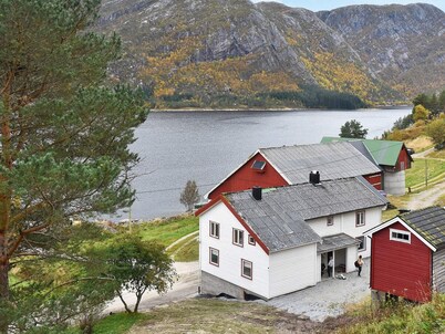 8 Person Holiday Home in Snillfjord-by Traum