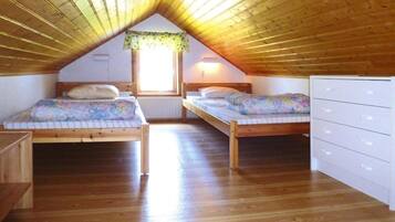 House | 2 bedrooms, individually furnished