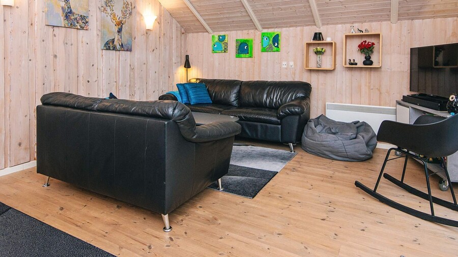 6 Person Holiday Home in Ansager