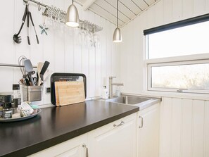 House | Private kitchen - Seaside Sanctuary in Lokken-by Traum (Lokken)