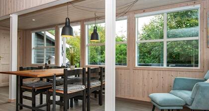 6 Person Holiday Home in Struer-by Traum