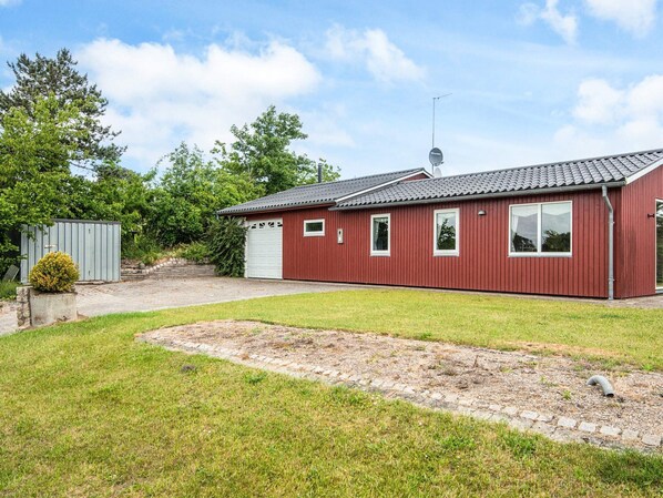 Exterior - 6 Person Holiday Home in Ebeltoft (Ebeltoft)