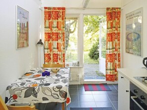 House | Private kitchen - 2 Person Holiday Home in Garsnas (Gärsnäs)
