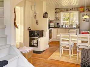 House | Private kitchen - 5 Person Holiday Home in Bjorko-by Traum (Björkö)