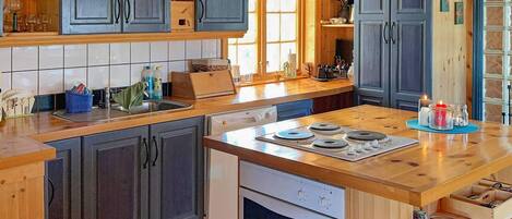 House | Private kitchen