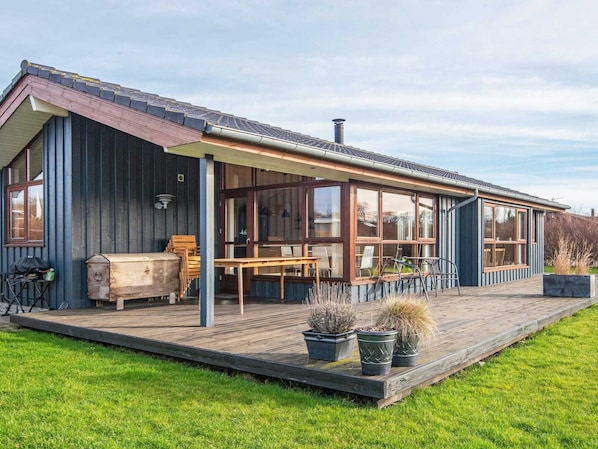 House | Exterior