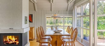 6 Person Holiday Home in Vaeggerlose