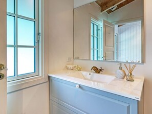 House | Bathroom - 6 Person Holiday Home in Graested-by Traum (Graested)