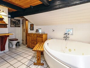 House | Spa treatment