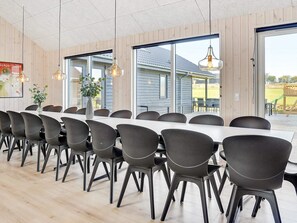 الإطلالة من المنشأة