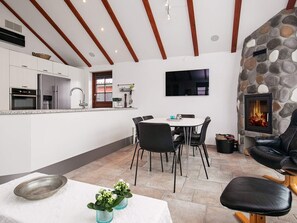 House | Dining - 4 Person Holiday Home in Esbjerg V (Esbjerg)