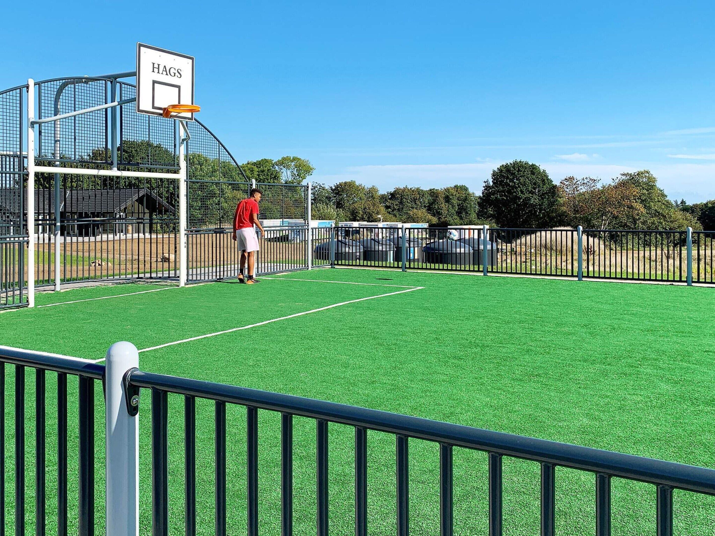 House | Sport court