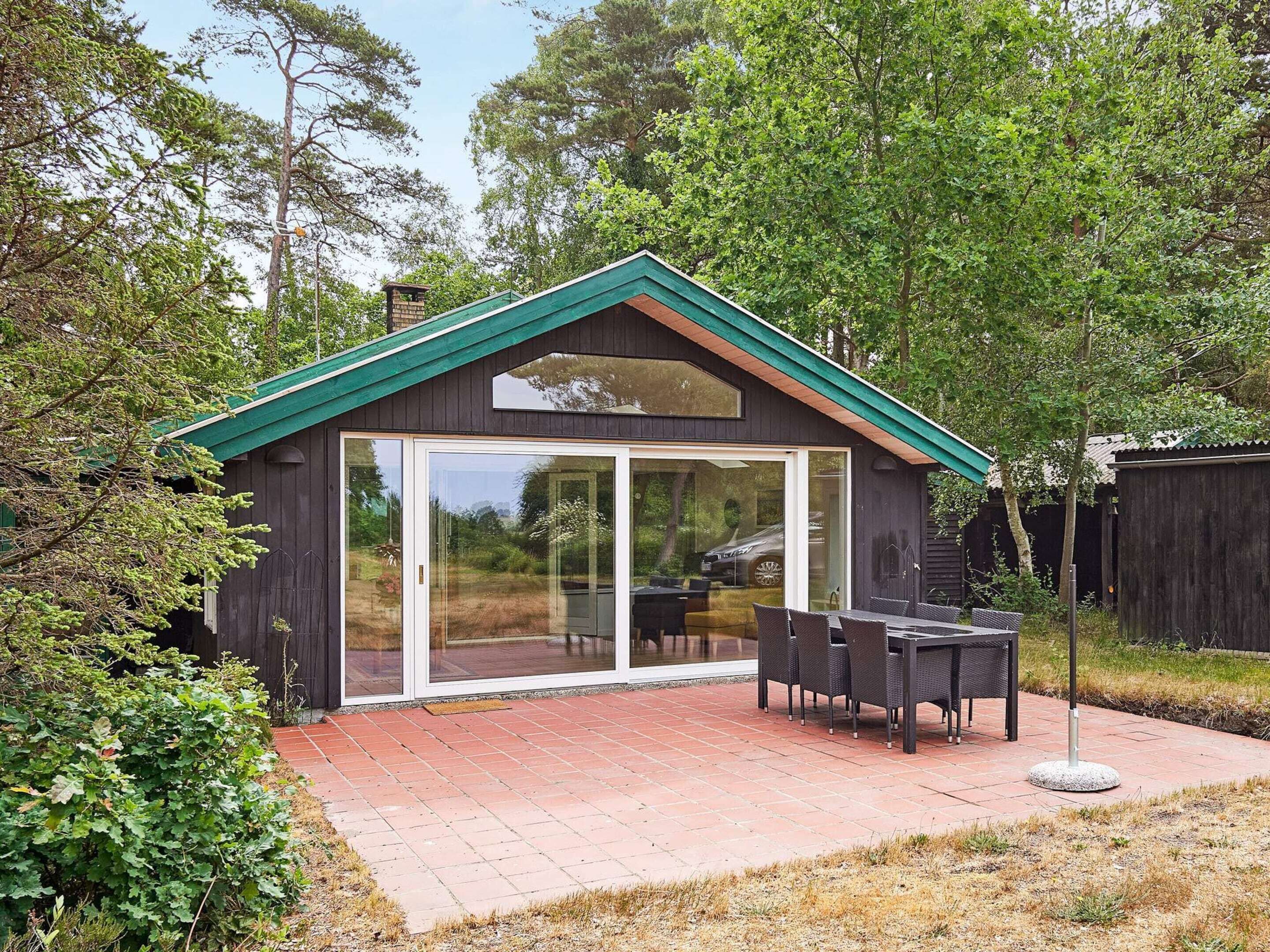 House | Outdoor dining