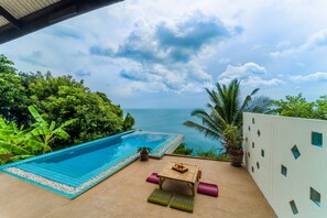 Outdoor pool - White Azure Villa 2 (Koh Phangan)