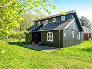 House | Exterior - 6 Person Holiday Home in Hovborg (Hovborg)