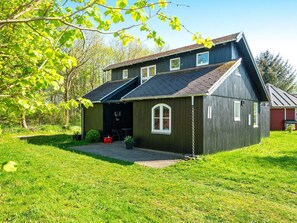 House | Exterior - 6 Person Holiday Home in Hovborg (Hovborg)