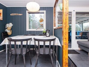 House | Dining