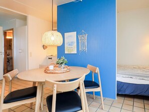 Apartment | Dining