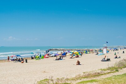 Mobile home in Cesenatico, 2 bedrooms 2 bathrooms on the camping close to nature