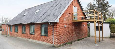 House | Exterior