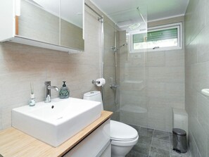 House | Bathroom - 6 Person Holiday Home in Vig (Vig)