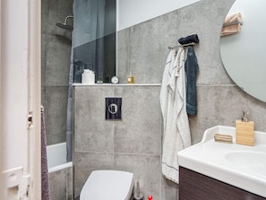 Ferienhaus | Badezimmer