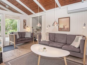 House | Living area - 4 Person Holiday Home in Oksbol (Oksbol)