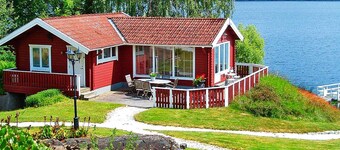 2 Person Holiday Home in Ammeberg-by Traum