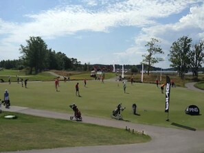 House | Golf