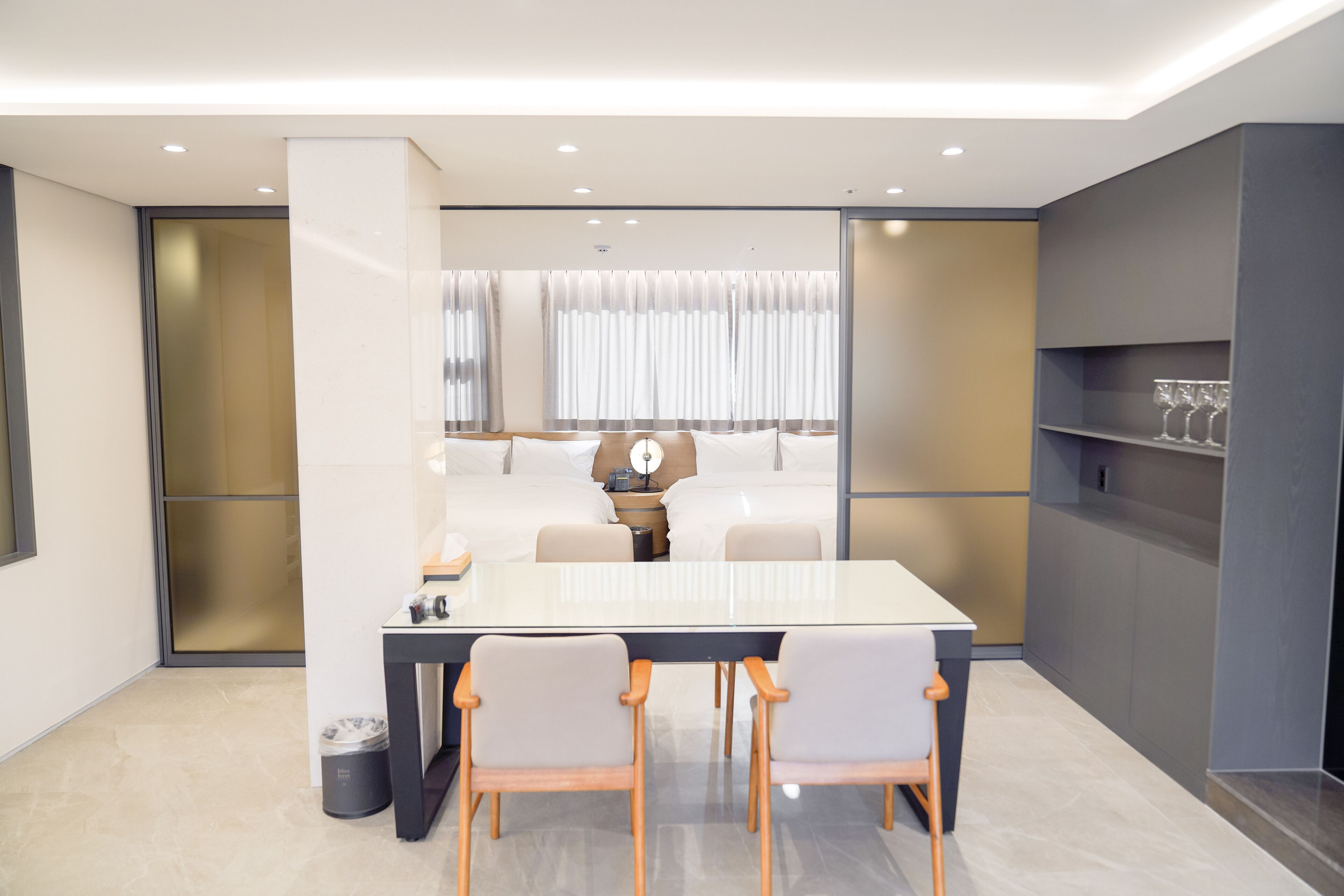 Studio Room | Premium bedding, down comforters, pillowtop beds, individually furnished