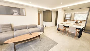 Premium bedding, down duvets, pillow-top beds, individually furnished