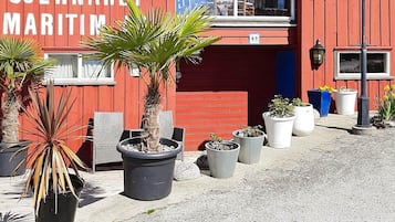 Apartment | Exterior