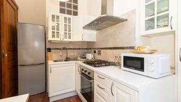 Microwave, oven, stovetop