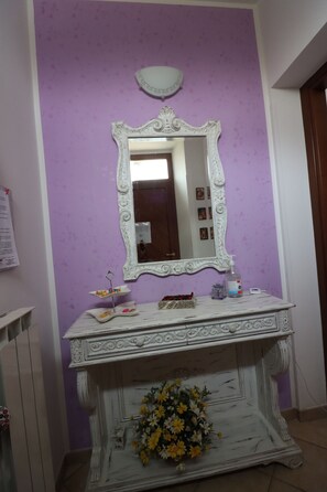 Standard Condo, 1 Bedroom | Living area | 32-inch flat-screen TV with digital channels, TV - B&B stella polare Rieti (Rieti)