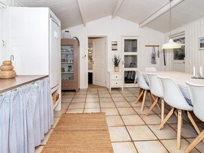 House | Private kitchen - 6 Person Holiday Home in Thisted (Thisted)