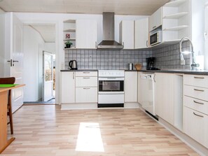 Apartment | Private kitchen - 4 Person Holiday Home in Toftlund (Toftlund)